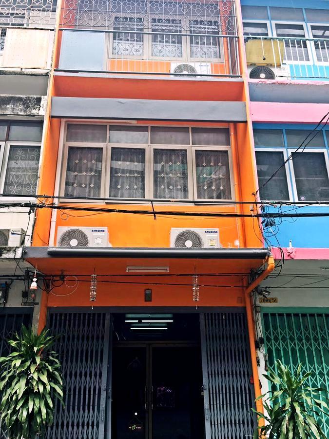 Luck Bird Inn Bangkok Dış mekan fotoğraf