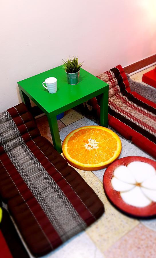 Luck Bird Inn Bangkok Dış mekan fotoğraf